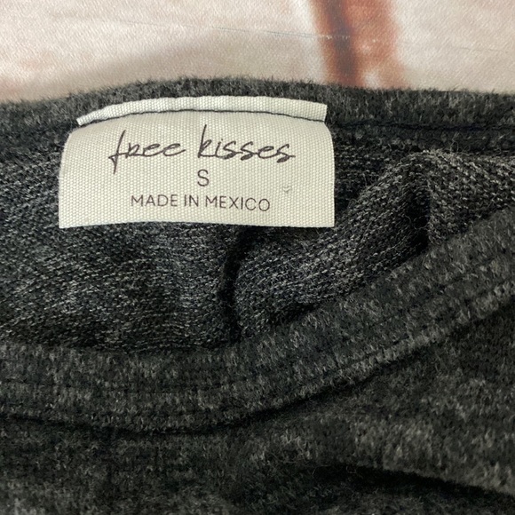 Top - Picture 5 of 6